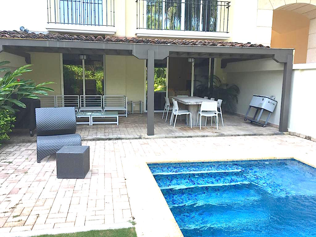 Punta Arenas phase 1,3 Bedrooms Bedrooms,2.5 BathroomsBathrooms,Apartment,1327