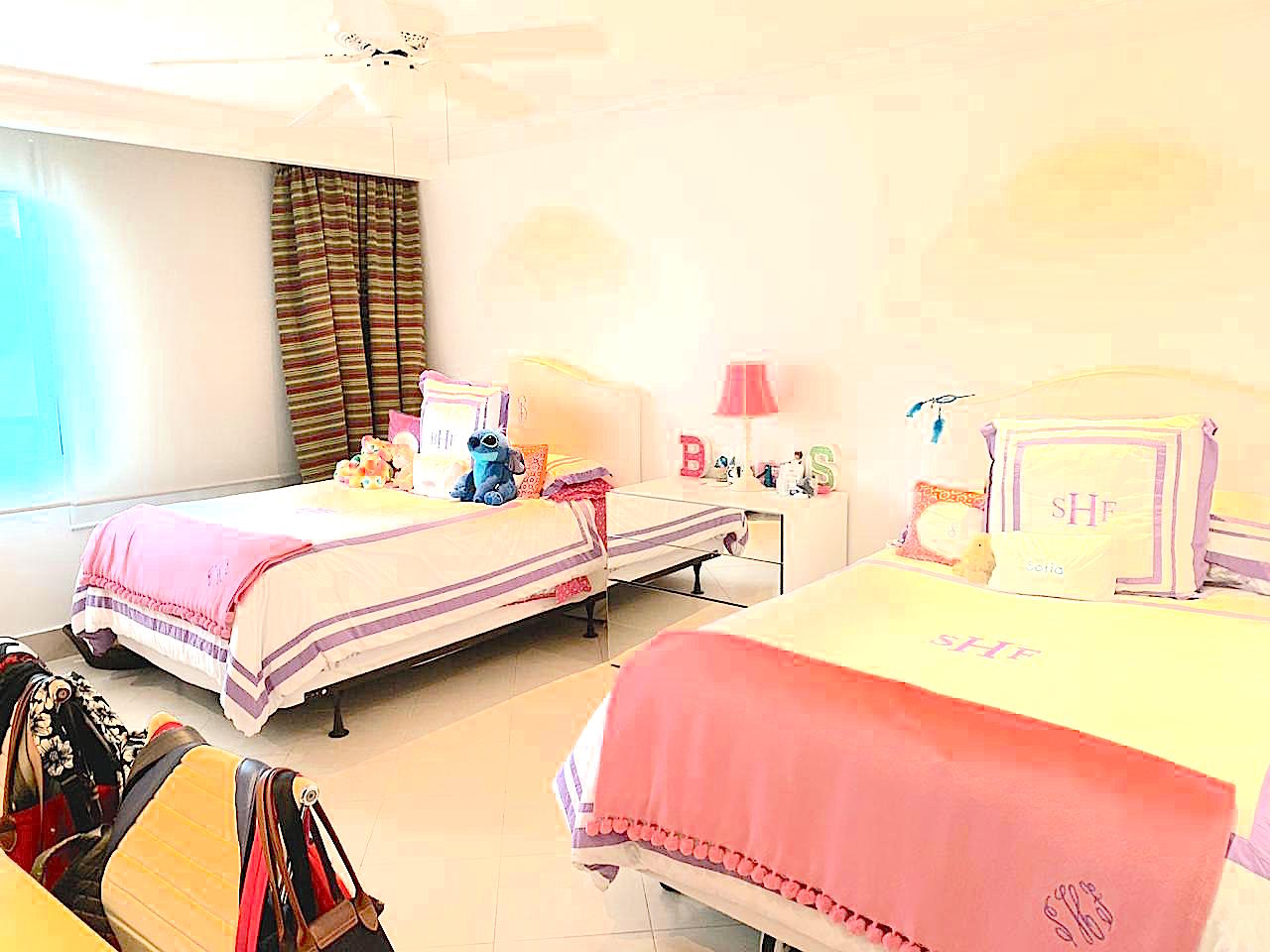 3 Bedrooms Bedrooms,4 BathroomsBathrooms,Apartment,1338