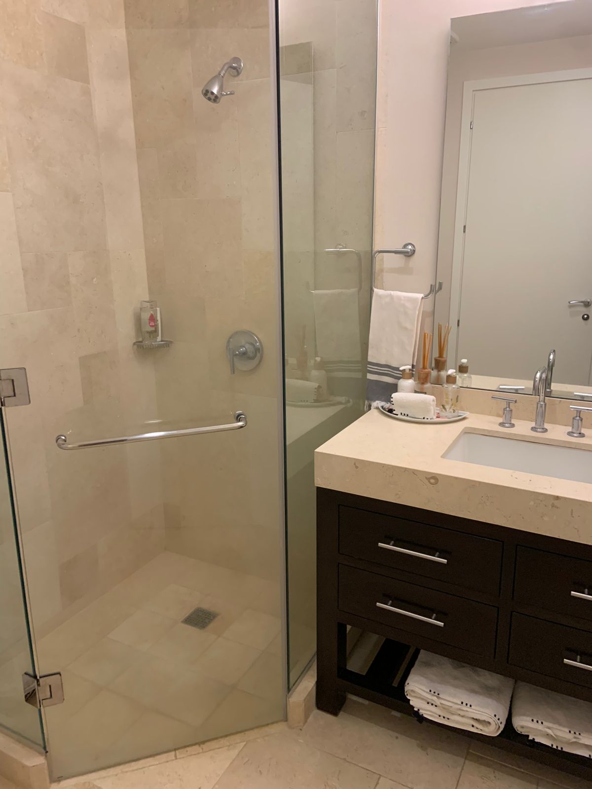Punta Arenas phase 2,3 Bedrooms Bedrooms,4 BathroomsBathrooms,Apartment,1354