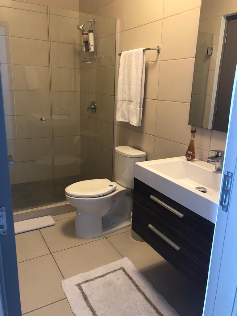 2 Rooms Rooms,2 BathroomsBathrooms,House,1363