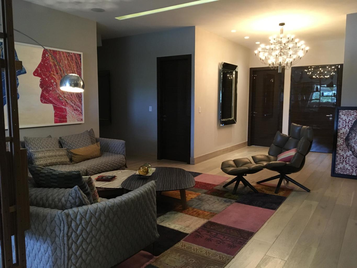 4 Bedrooms Bedrooms,Apartment,1367