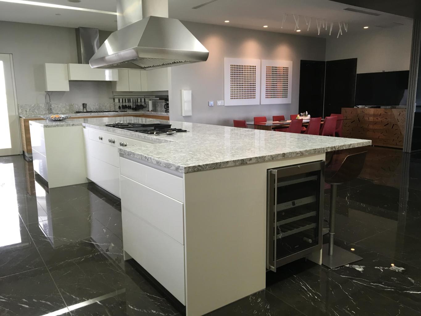 4 Bedrooms Bedrooms,Apartment,1367