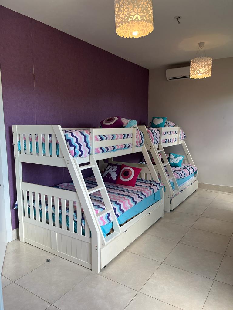 Laguna, 3 Habitaciones Habitaciones,4 BathroomsBathrooms,House,RENT/ALQUILER,1505
