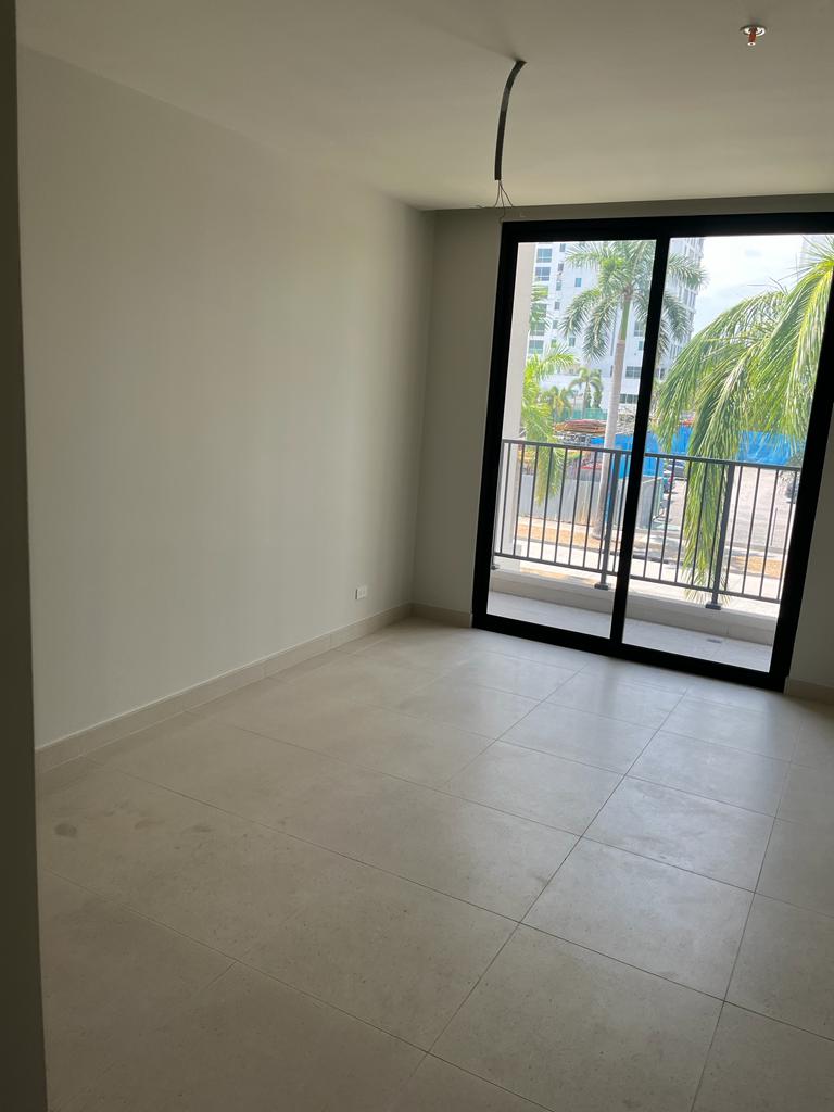 3 Habitaciones Habitaciones, ,4 BathroomsBathrooms,Apartment,SALE/VENTA,1585