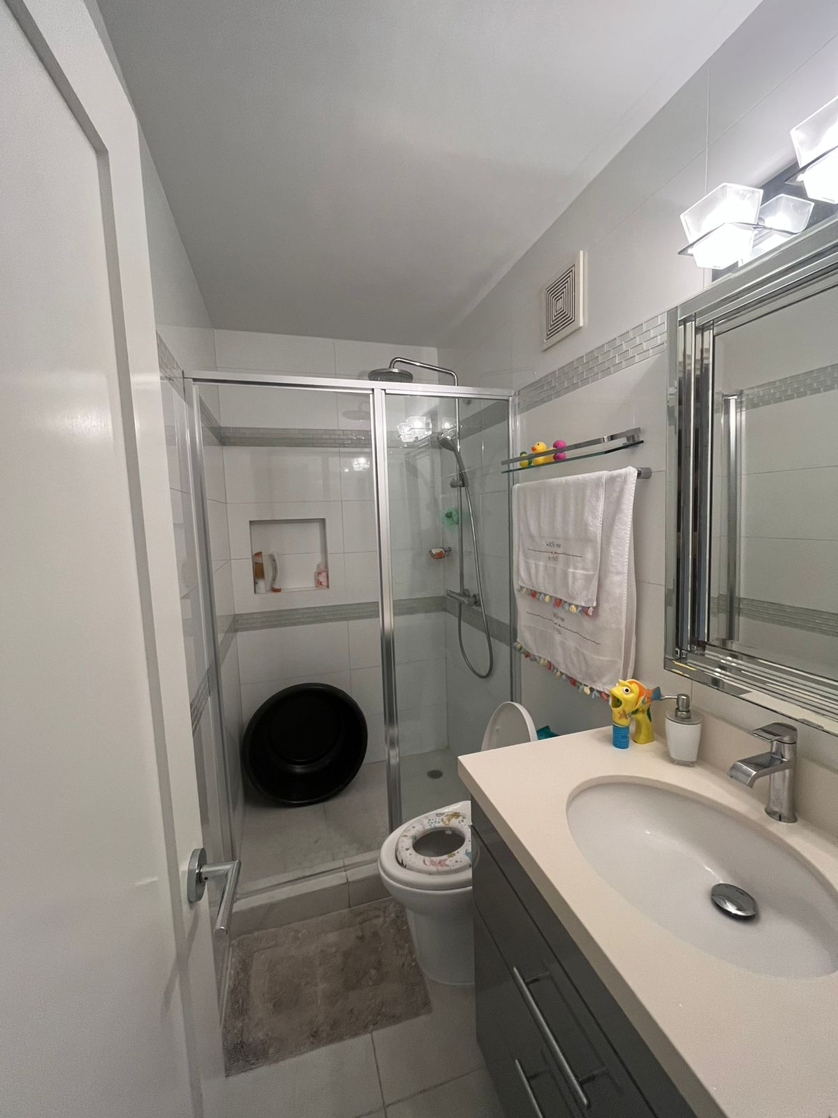 3 Bedrooms Bedrooms, ,4 BathroomsBathrooms,Apartment,SALE/VENTA,1723
