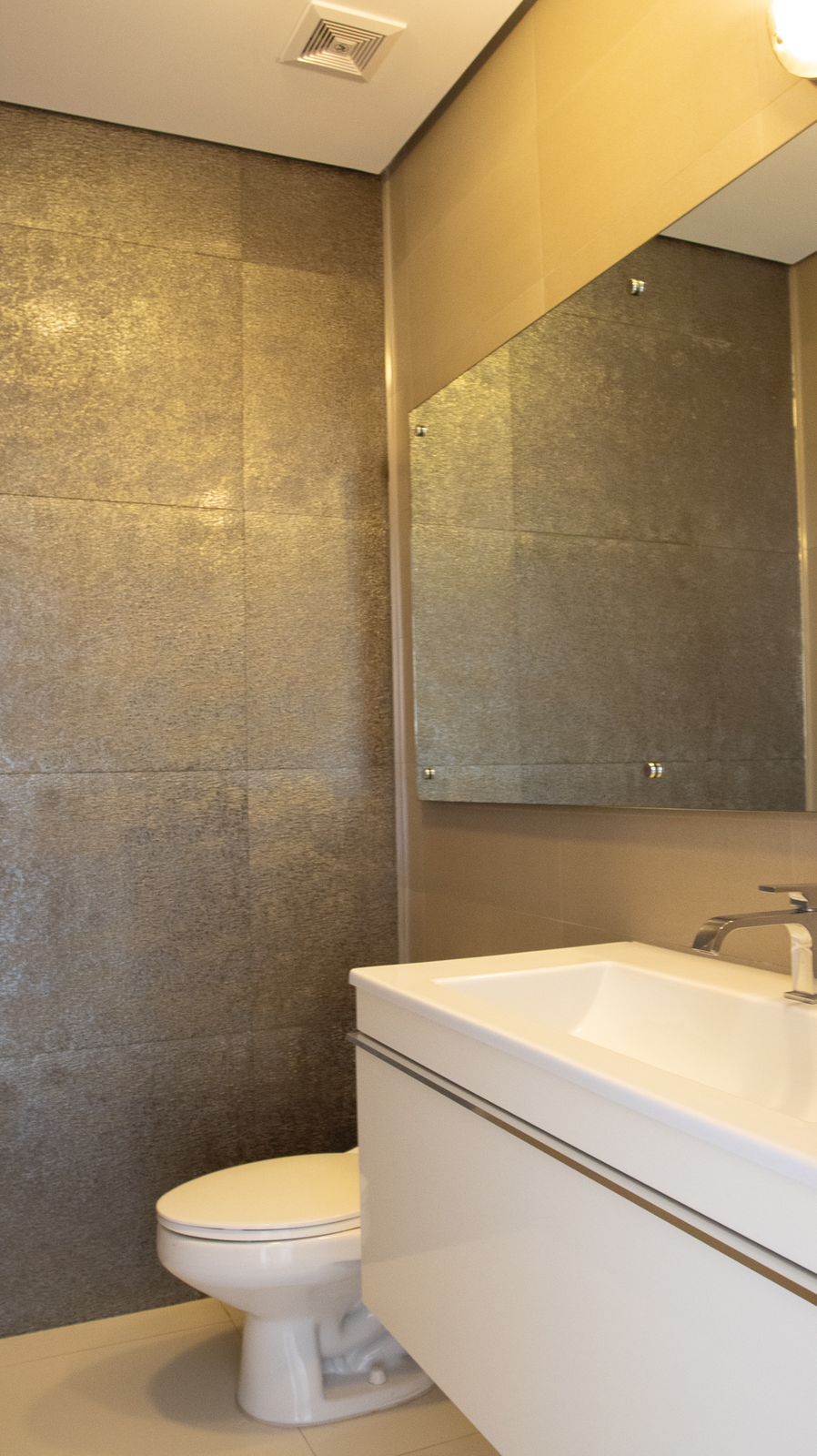 3 Bedrooms Bedrooms, ,4 BathroomsBathrooms,Apartment,SALE/VENTA,1745