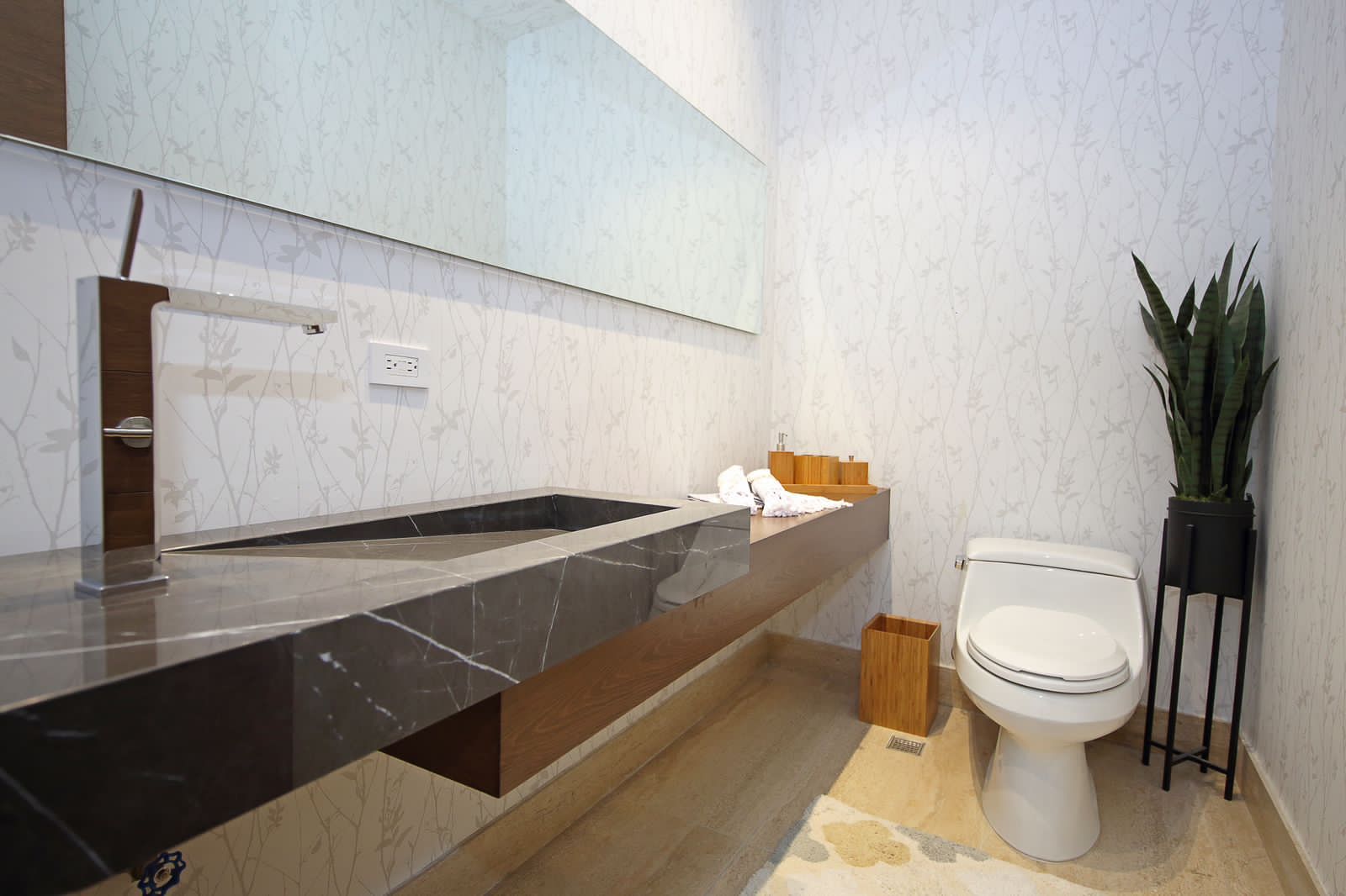 3 Bedrooms Bedrooms, ,4 BathroomsBathrooms,Apartment,SALE/VENTA,1762