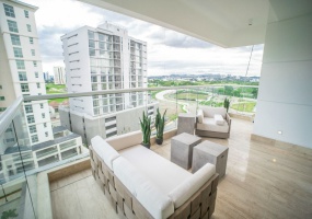 3 Bedrooms Bedrooms, ,4 BathroomsBathrooms,Apartment,SALE/VENTA,1762