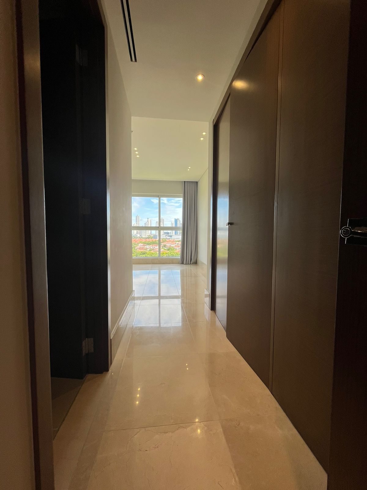 4 Bedrooms Bedrooms, ,4 BathroomsBathrooms,Apartment,SALE/RENTAL,1764