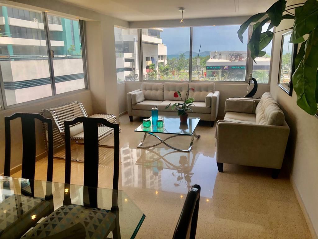 2 Bedrooms Bedrooms, ,2 BathroomsBathrooms,Apartment,SALE/RENTAL,1780