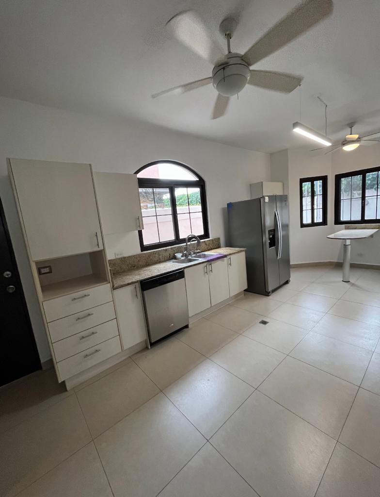 Costa sur, 4 Rooms Rooms,4 BathroomsBathrooms,House,SALE/VENTA,Costa sur,1801