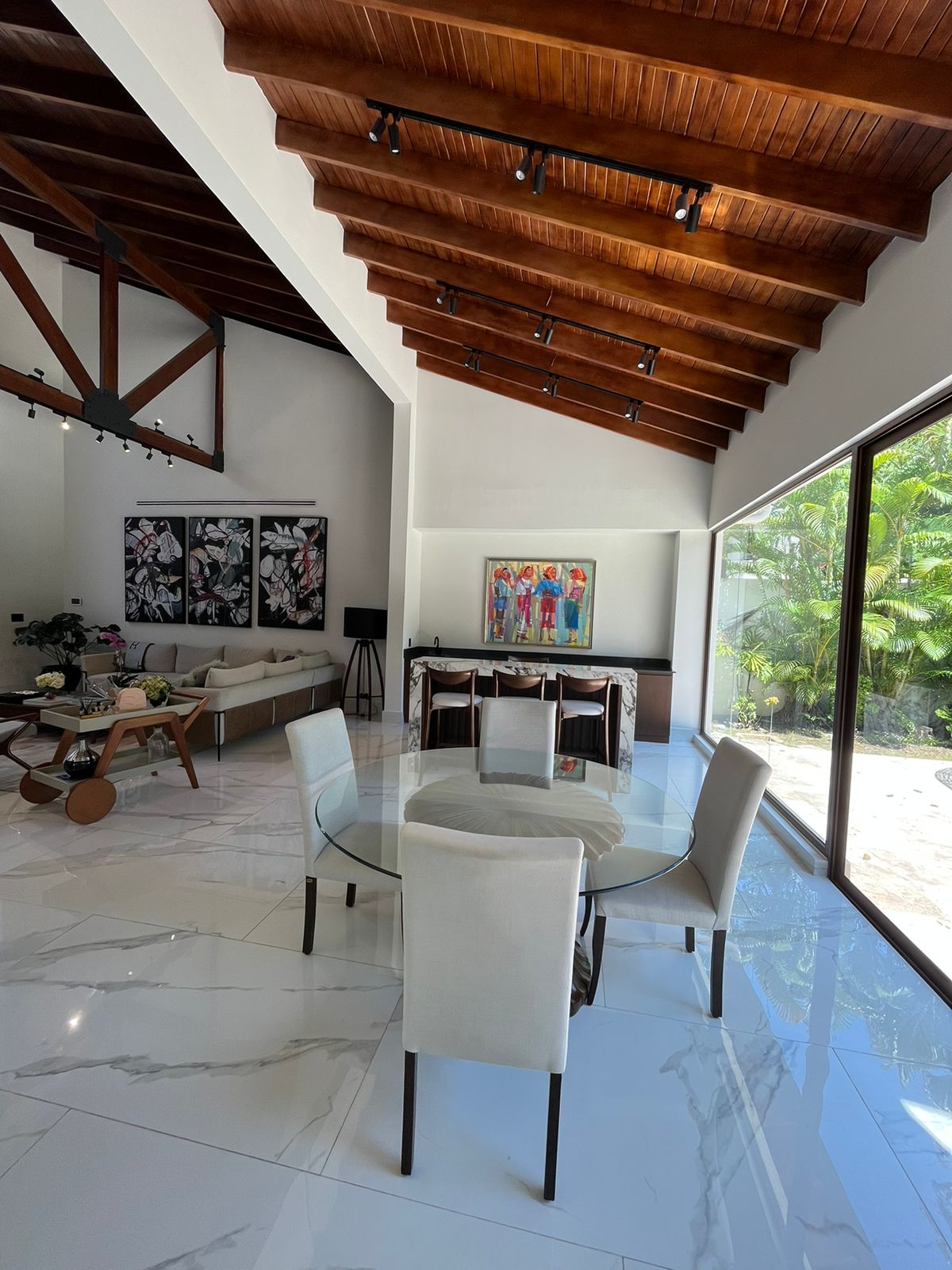 3 Rooms Rooms,5 BathroomsBathrooms,House,RENT/ALQUILER,1806