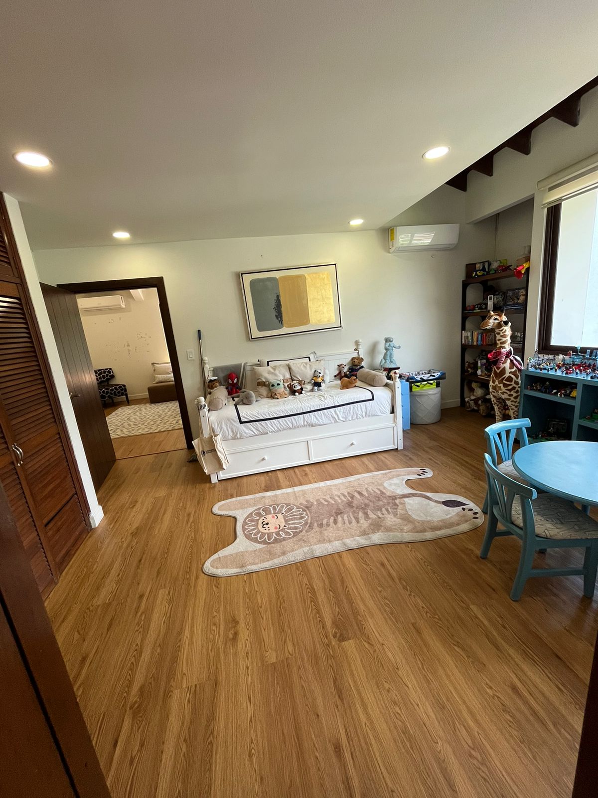 3 Rooms Rooms,5 BathroomsBathrooms,House,RENT/ALQUILER,1806