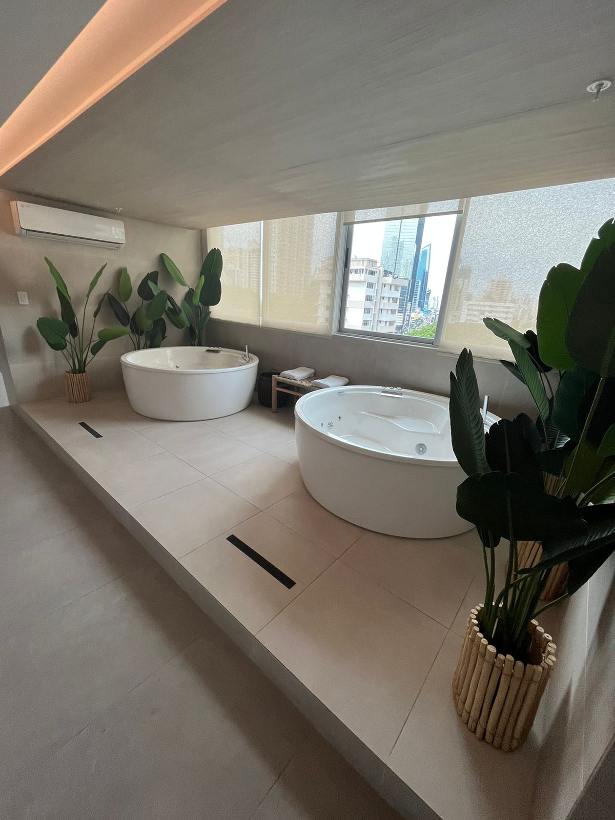 Costanera, 2 Bedrooms Bedrooms, ,3 BathroomsBathrooms,Apartment,SALE/RENTAL,Costanera,1828
