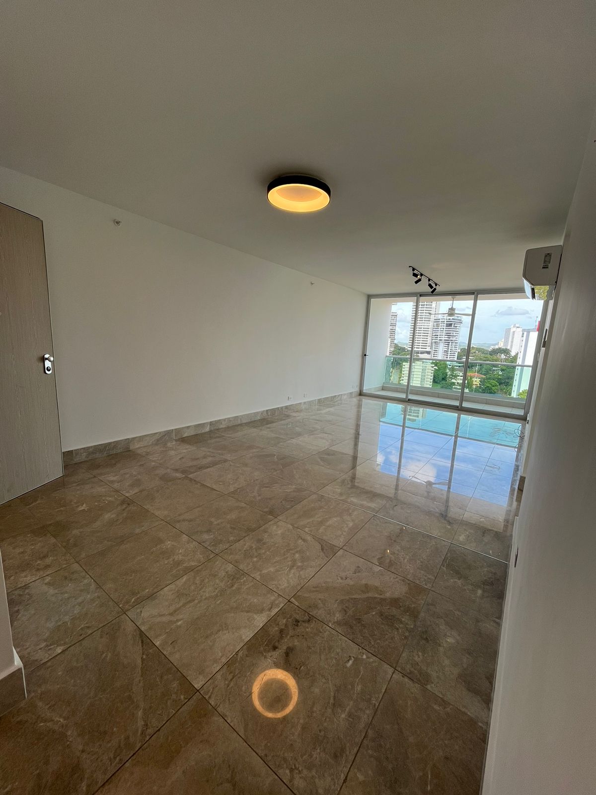 Costanera, 2 Bedrooms Bedrooms, ,3 BathroomsBathrooms,Apartment,SALE/RENTAL,Costanera,1828