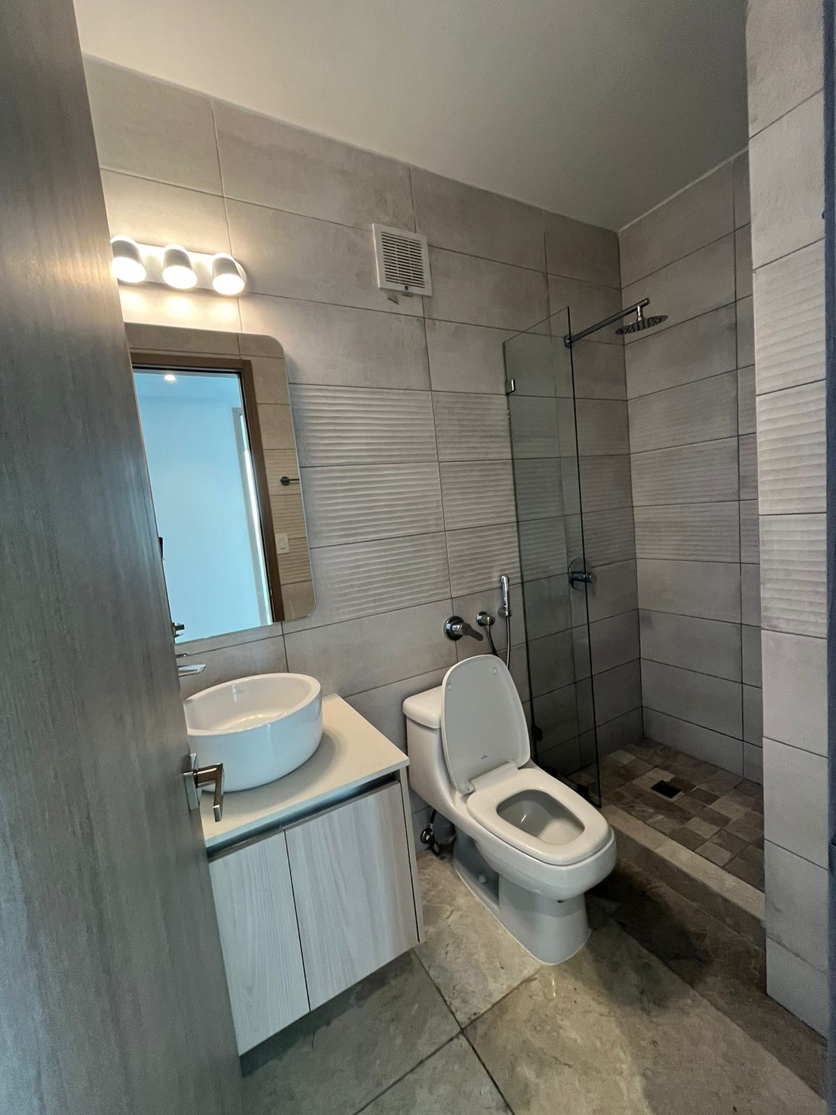 Costanera, 2 Bedrooms Bedrooms, ,3 BathroomsBathrooms,Apartment,SALE/RENTAL,Costanera,1828