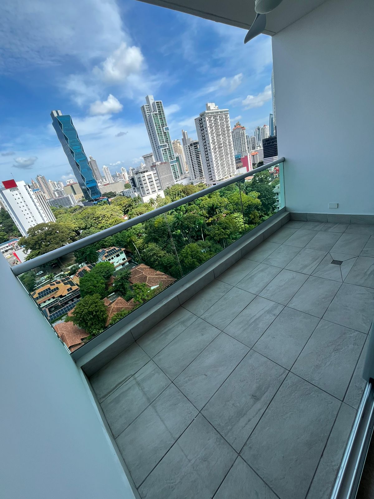 Costanera, 2 Bedrooms Bedrooms, ,3 BathroomsBathrooms,Apartment,SALE/RENTAL,Costanera,1828