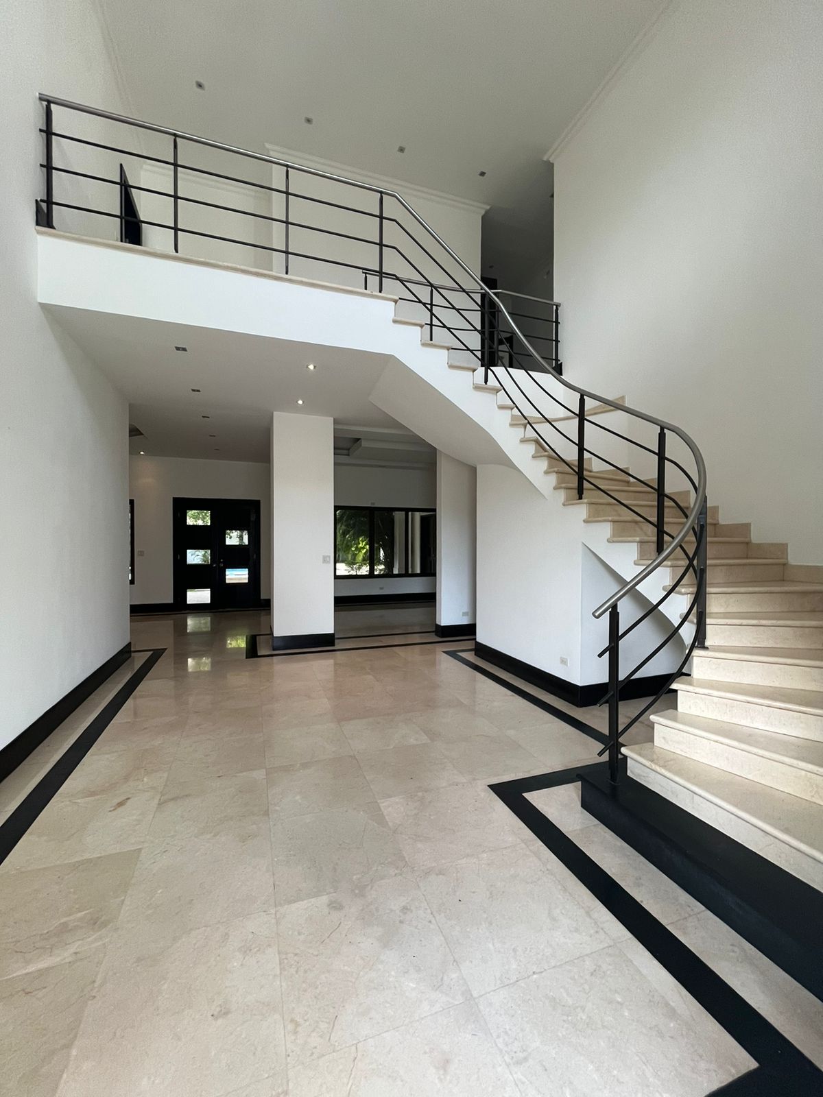 Toscana del este, 5 Rooms Rooms,5 BathroomsBathrooms,House,SALE/VENTA,Toscana del este ,1836