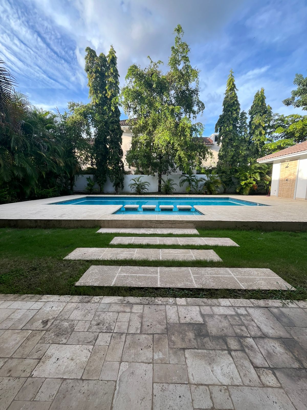 Toscana del este, 5 Rooms Rooms,5 BathroomsBathrooms,House,SALE/VENTA,Toscana del este ,1836