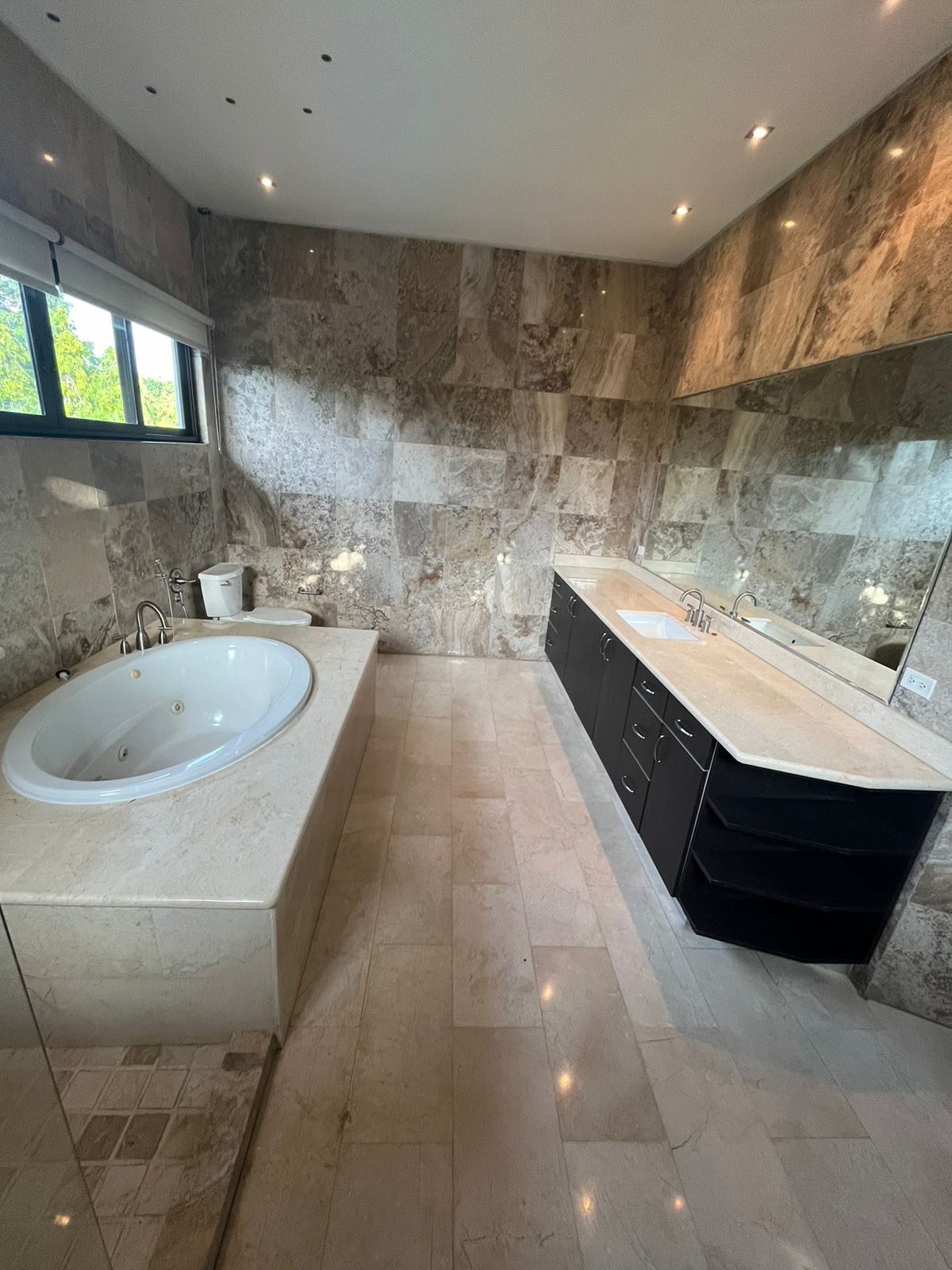 Toscana del este, 5 Rooms Rooms,5 BathroomsBathrooms,House,SALE/VENTA,Toscana del este ,1836