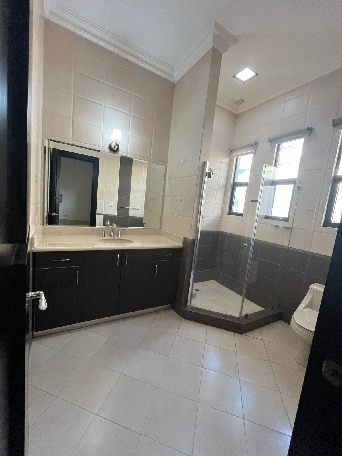 Toscana del este, 5 Rooms Rooms,5 BathroomsBathrooms,House,SALE/VENTA,Toscana del este ,1836