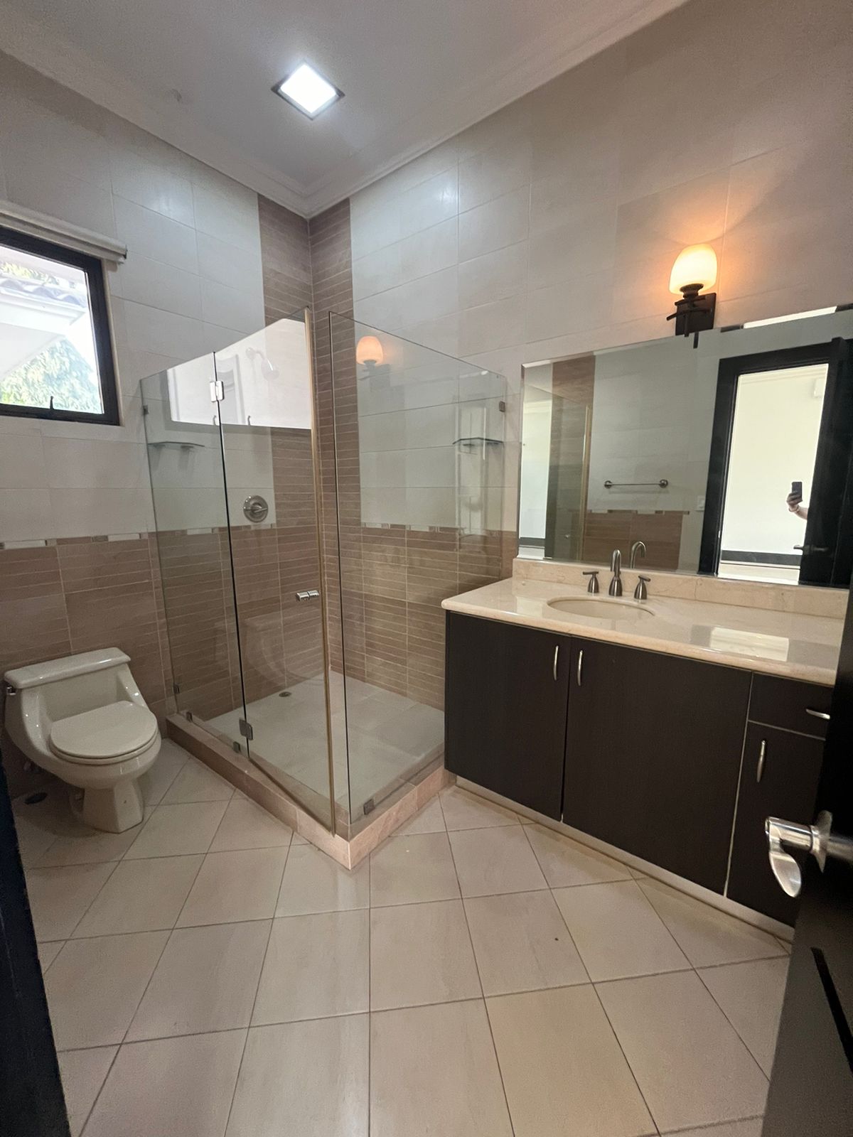 Toscana del este, 5 Rooms Rooms,5 BathroomsBathrooms,House,SALE/VENTA,Toscana del este ,1836